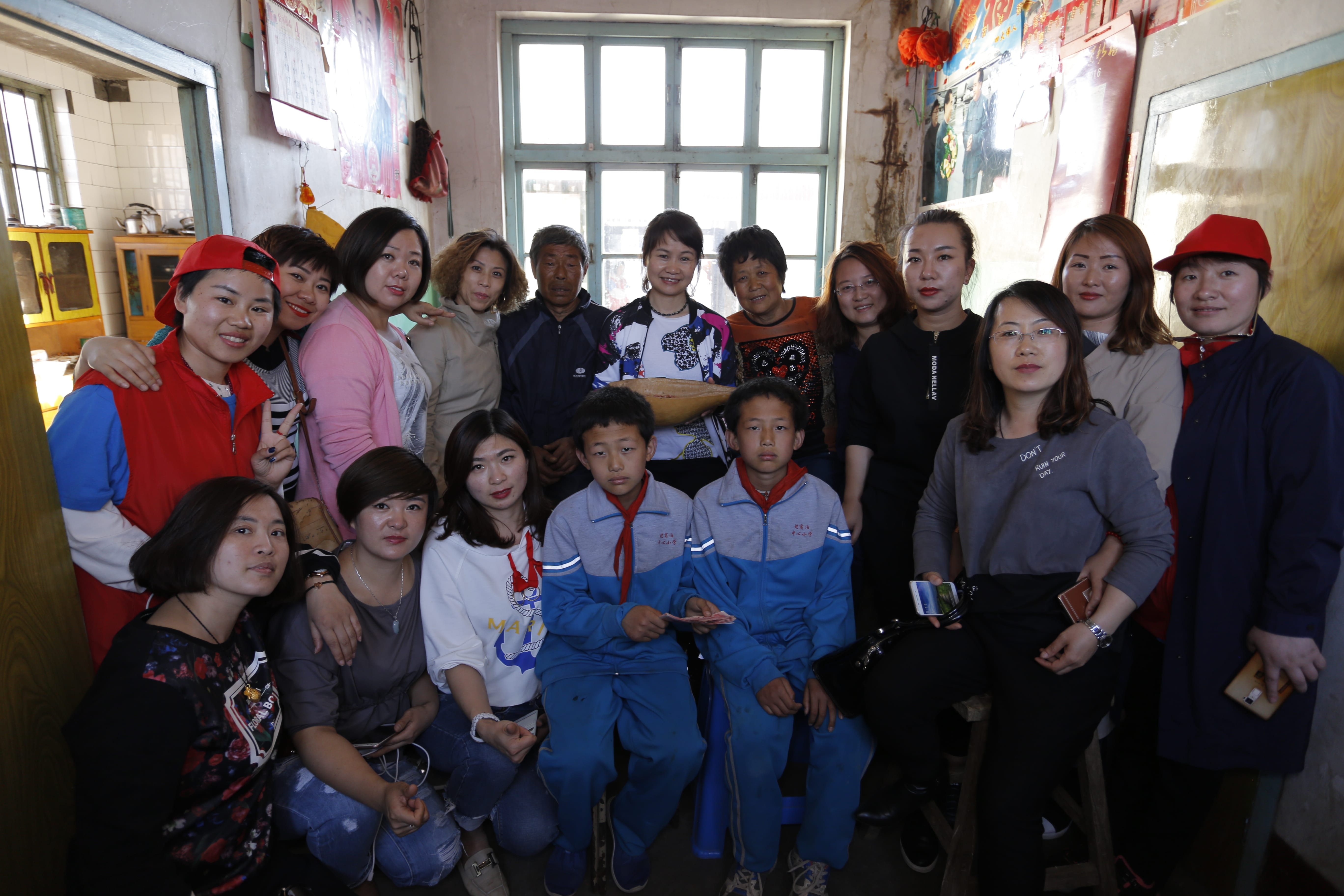 第83所 栖霞市蛇窝泊开云足球体育_开云足球(中国)
马金荣小学 第83所 栖霞市蛇窝泊开云足球体育_开云足球(中国)
马金荣小学