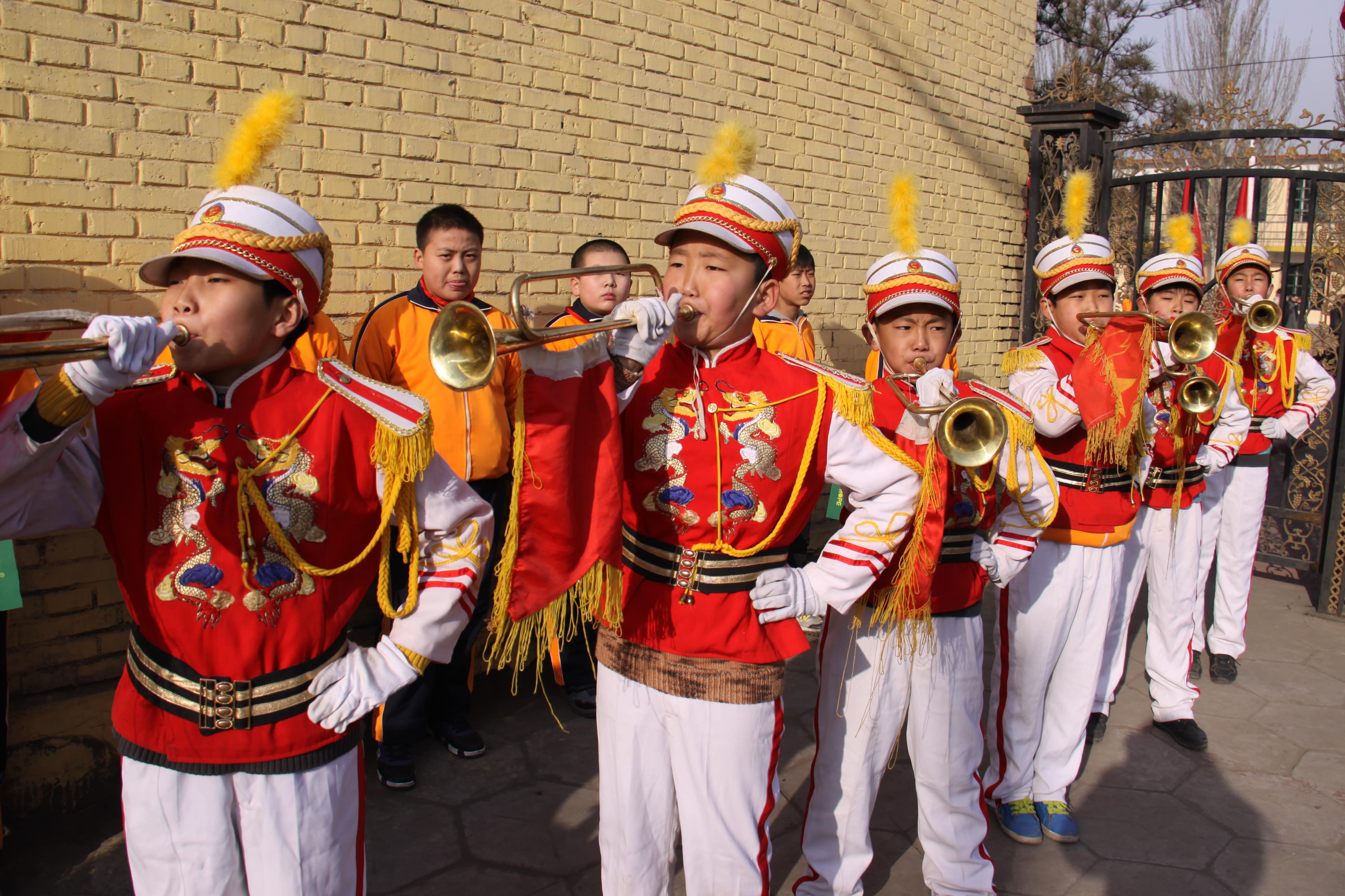 第22所 包头市西北门开云足球体育_开云足球(中国)
董丽萍小学