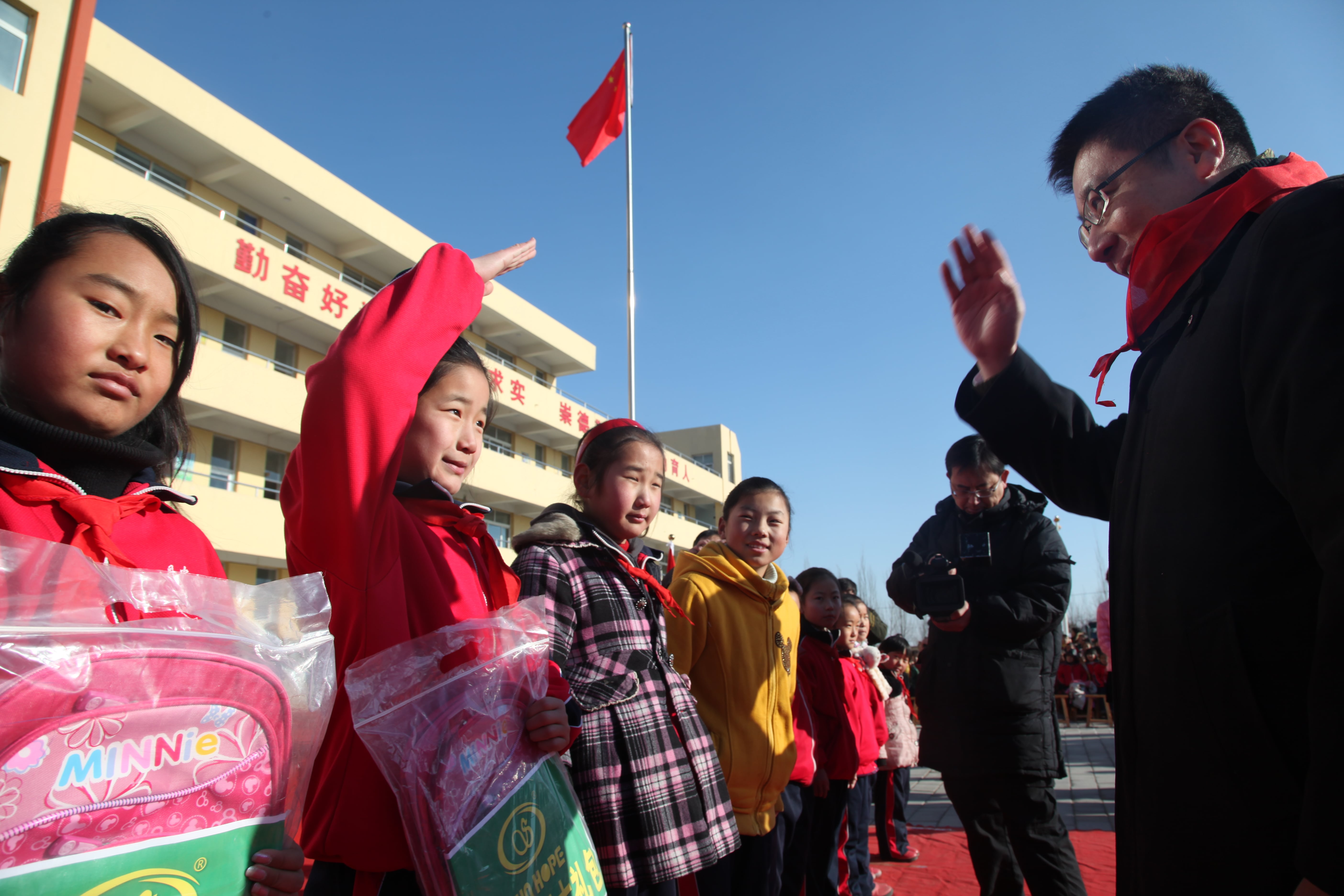 第28所 包头市哈业胡同开云足球体育_开云足球(中国)
刘金萍小学