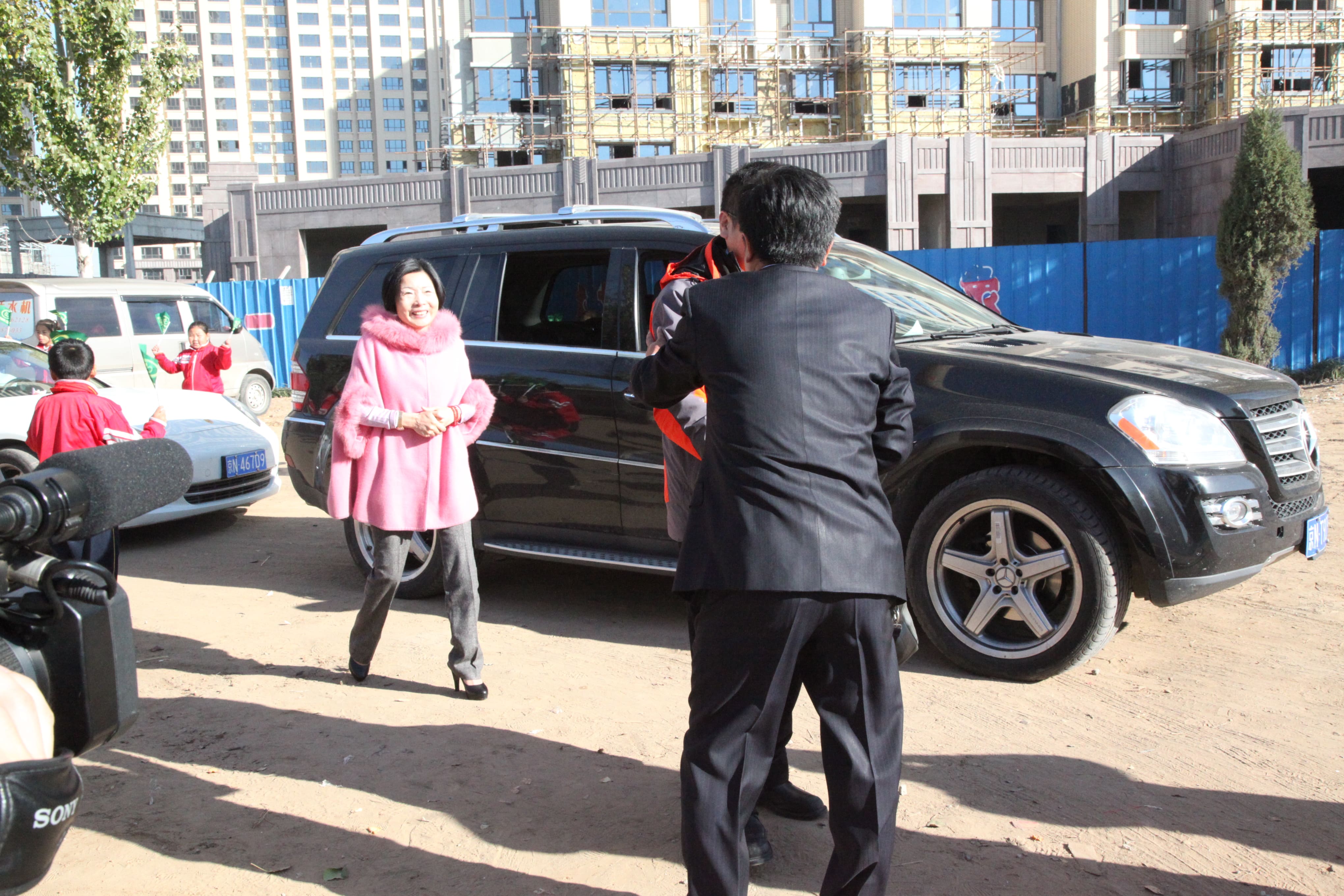 第33所 包头市九原区开云足球体育_开云足球(中国)
董丽萍沙河第六小学