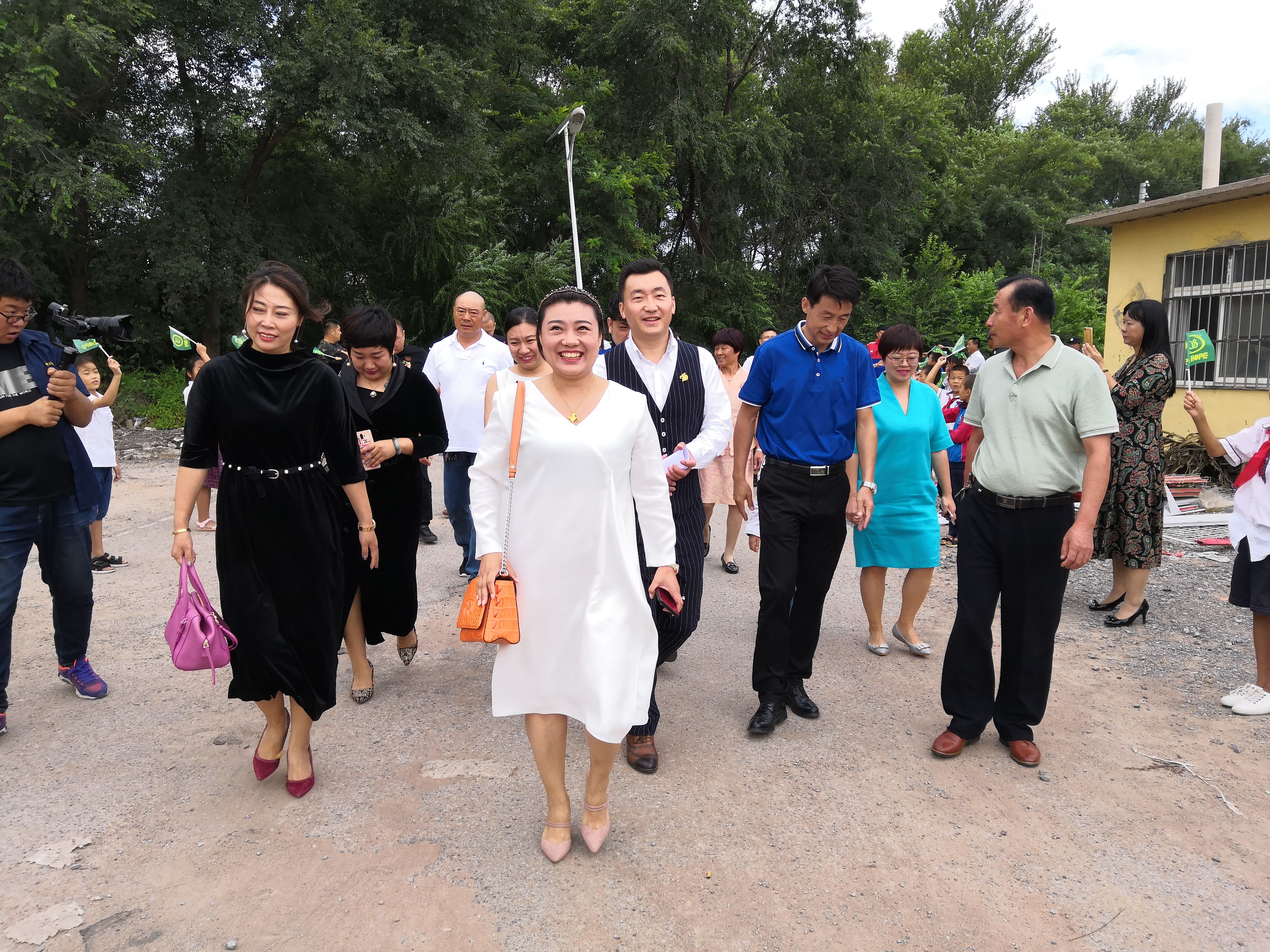 第160所 瓦房店市西杨乡开云足球体育_开云足球(中国)
李佳燚小学